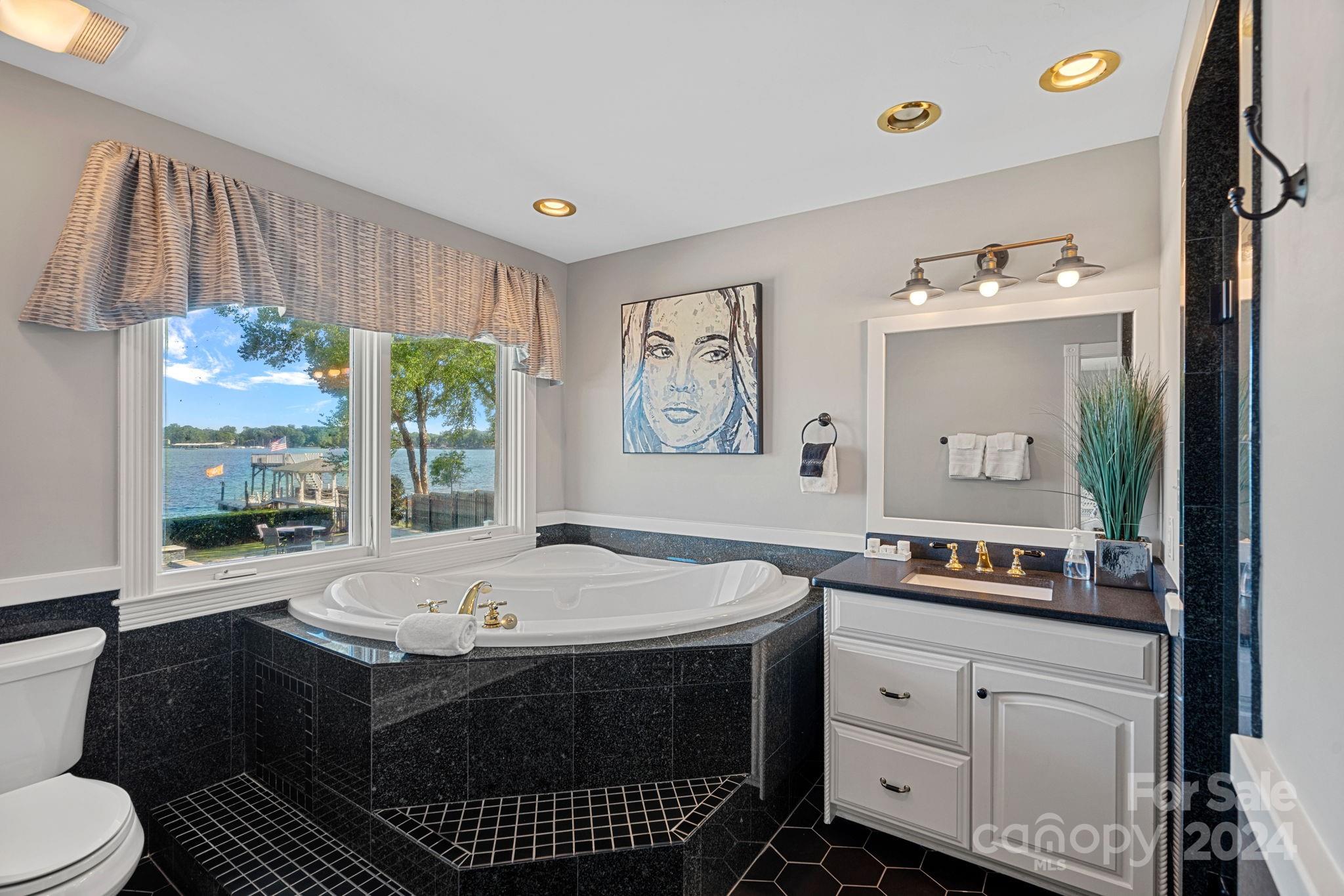 Point Largo - Residential