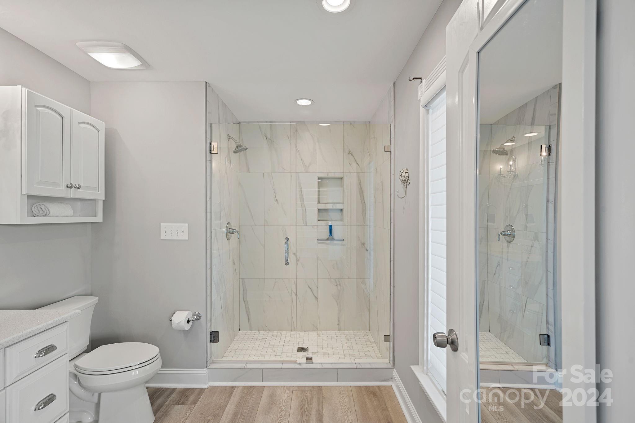 Point Largo - Residential