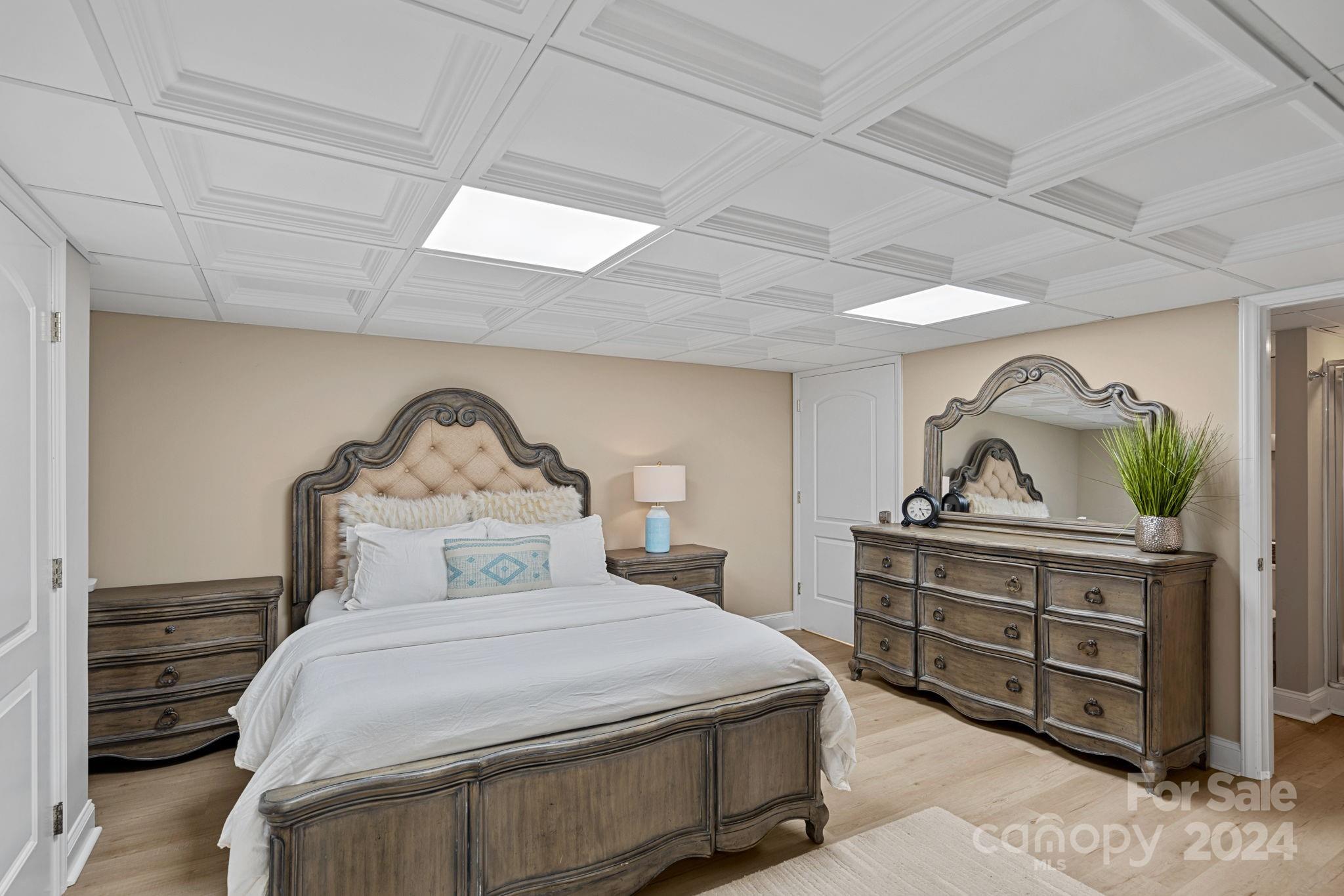 Point Largo - Residential