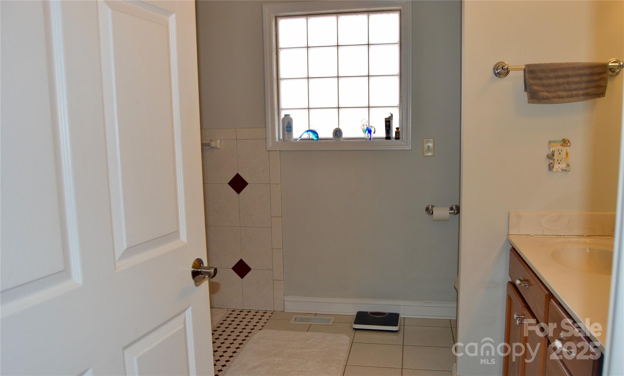 The Summit - Residential