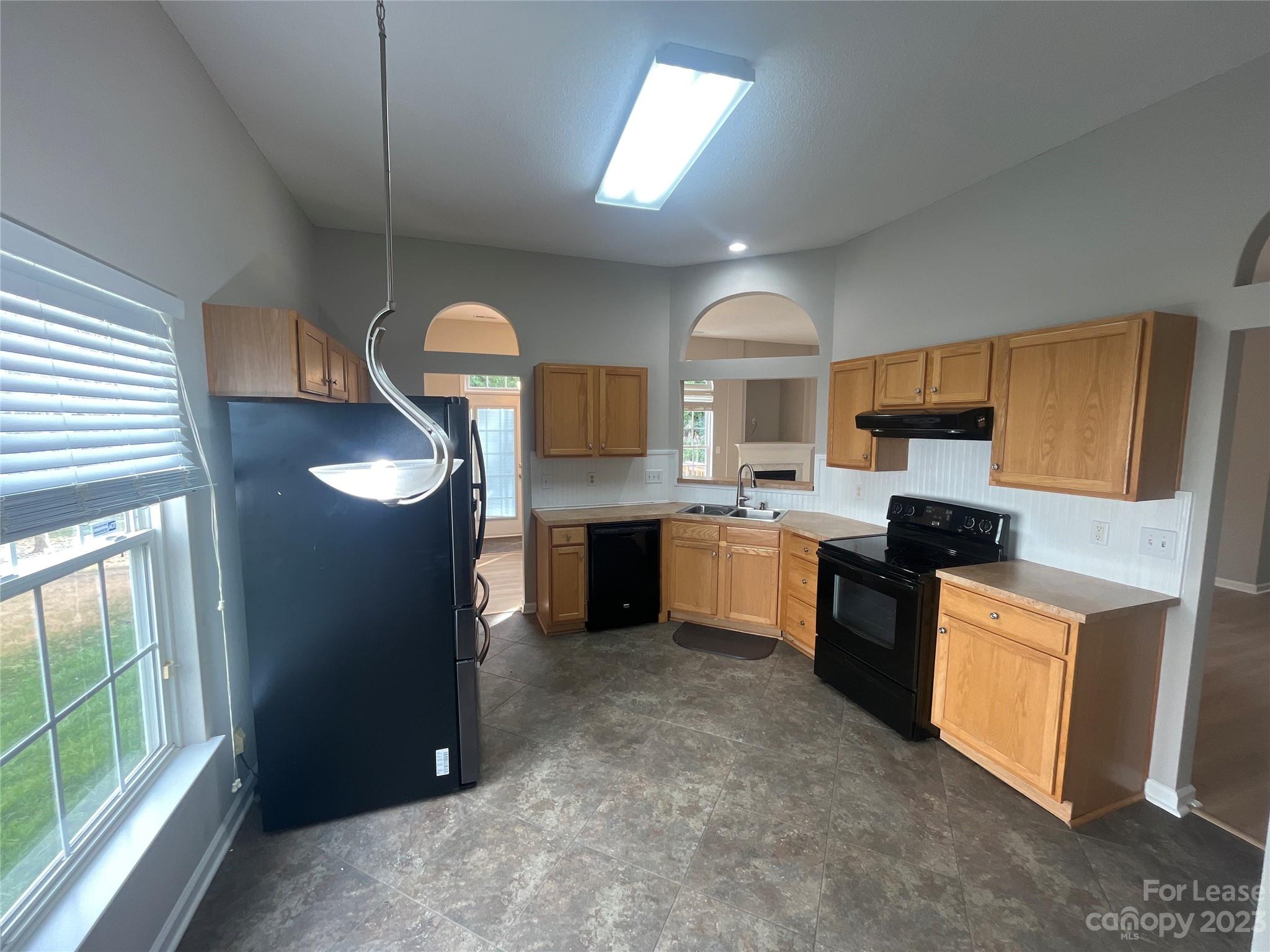 Ridge Crossing - Residential Lease