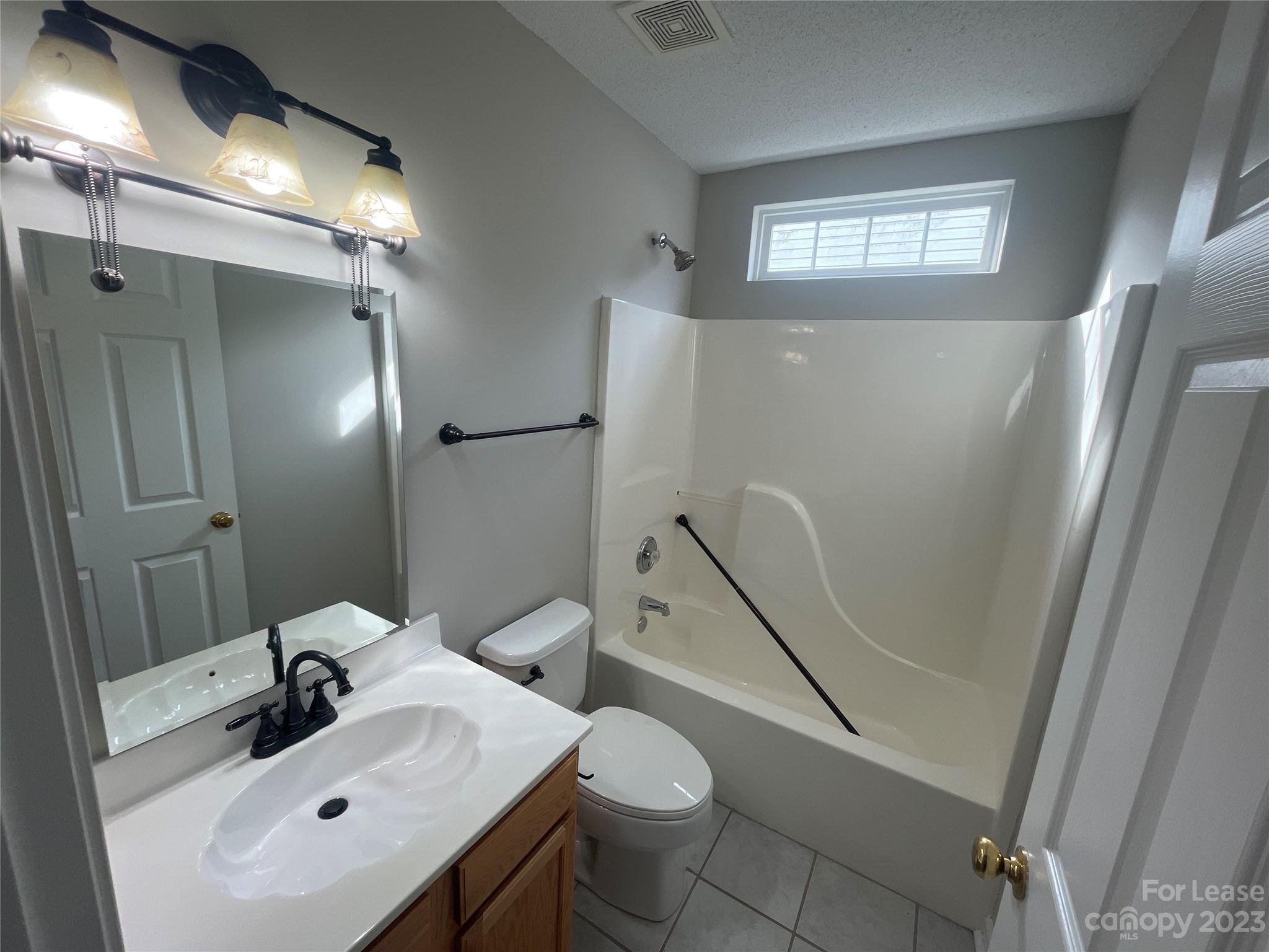 Ridge Crossing - Residential Lease