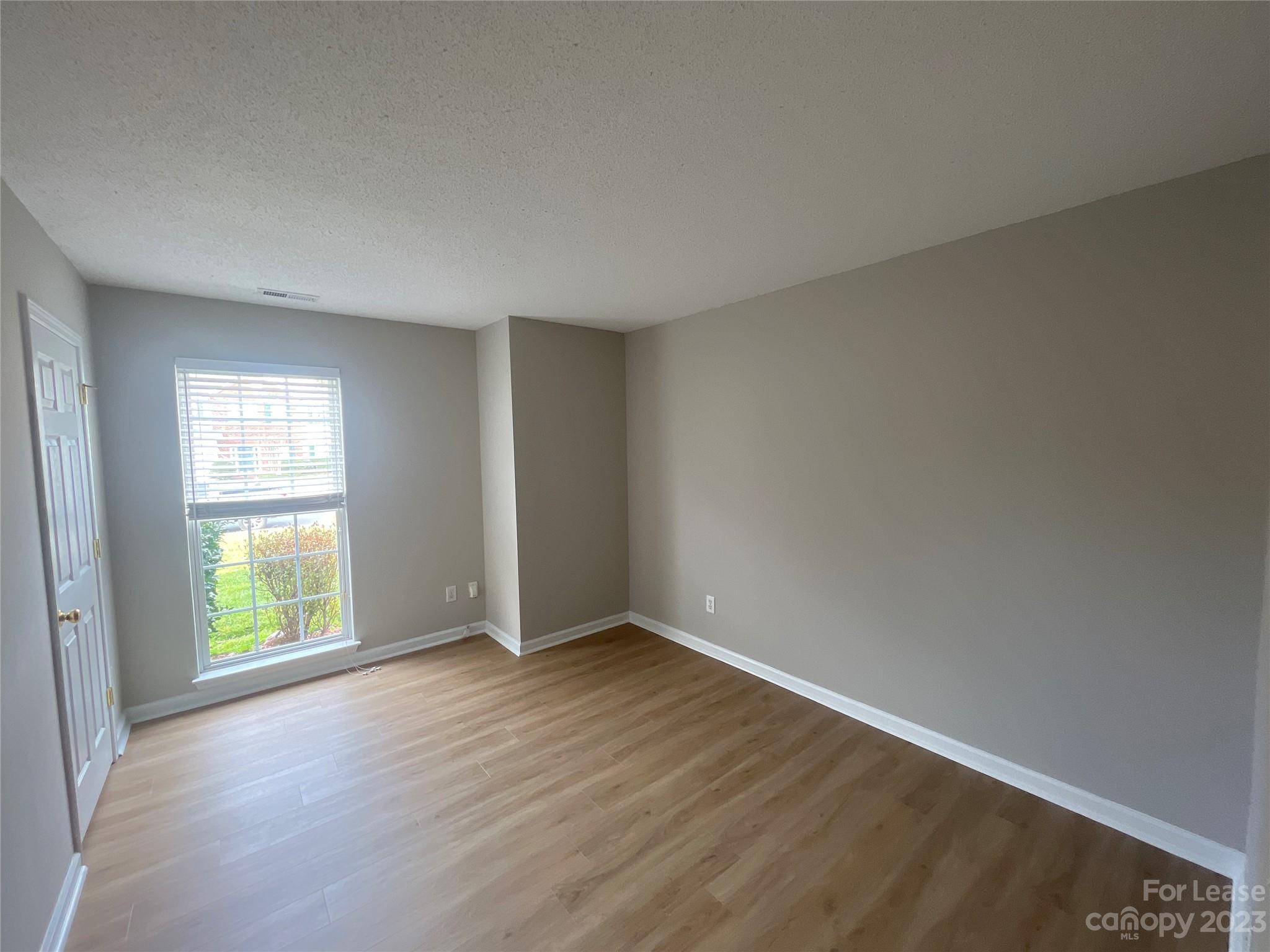 Ridge Crossing - Residential Lease