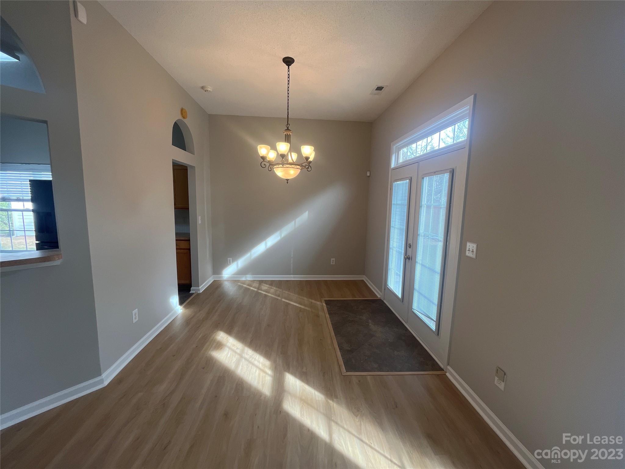 Ridge Crossing - Residential Lease