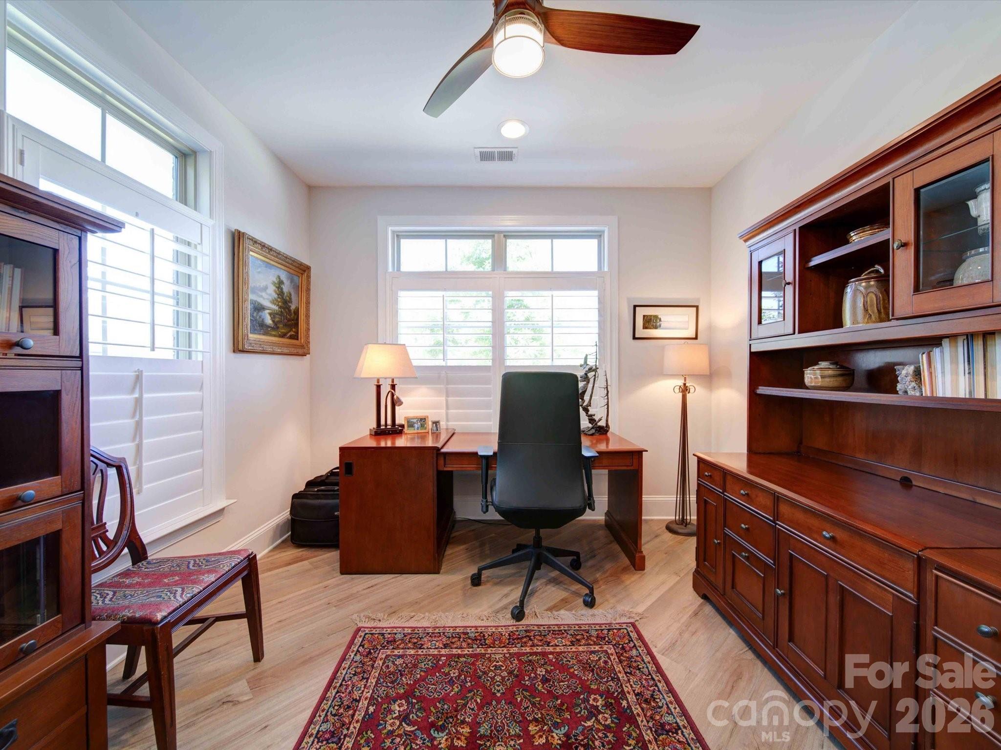 5218 Courtyard Lane