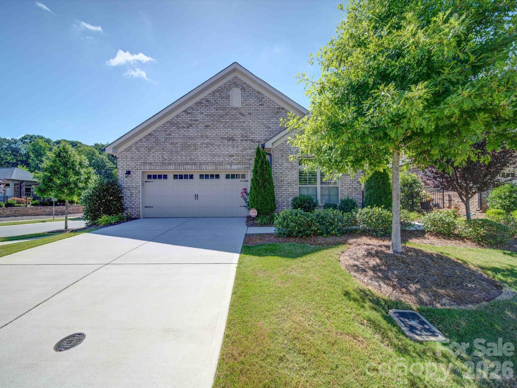 5218 Courtyard Lane