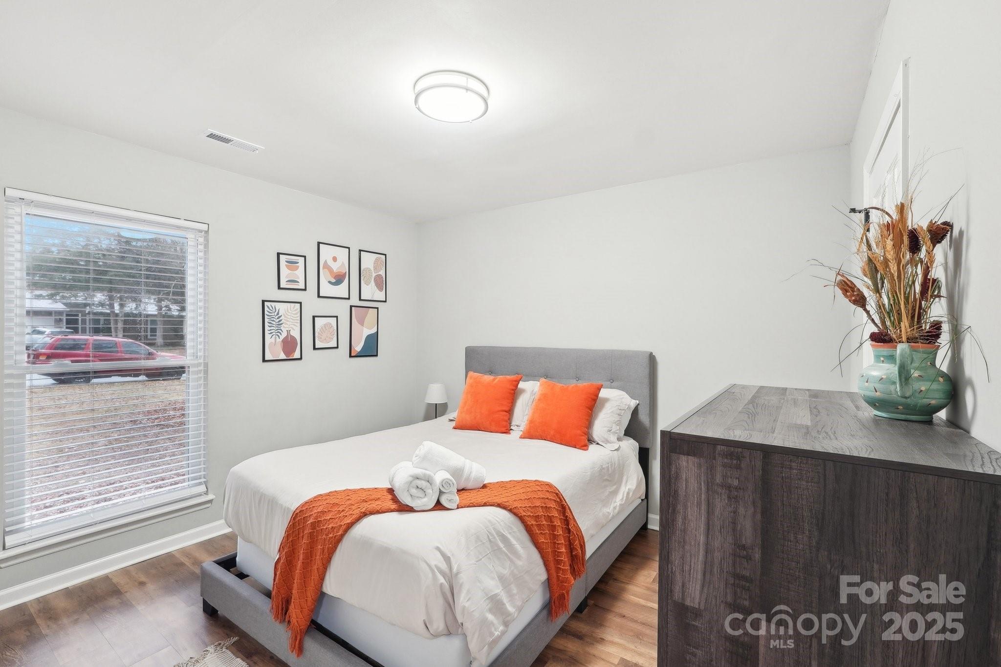 Cedar Cove - Residential