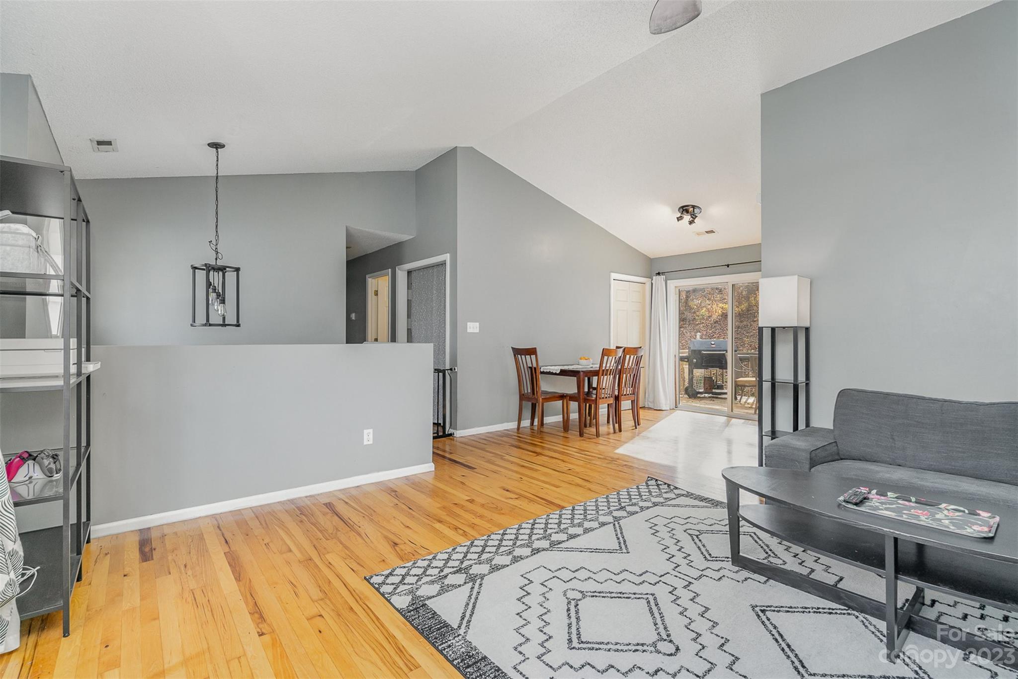 Shangri La - Residential