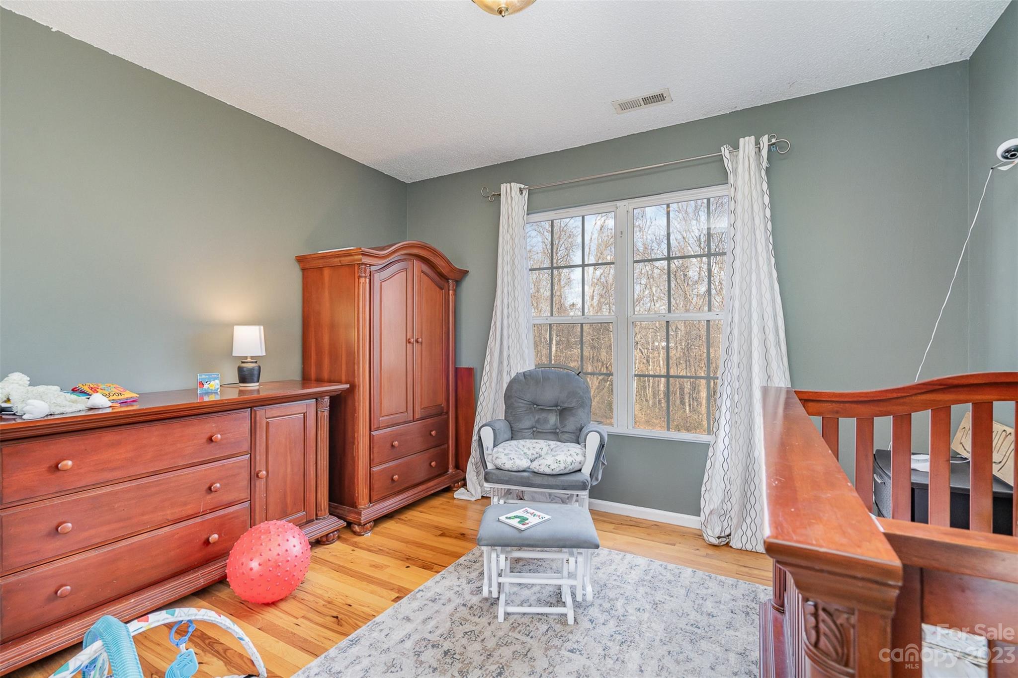 Shangri La - Residential