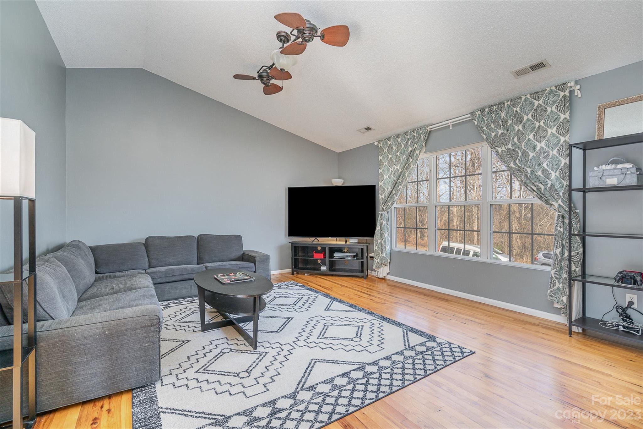 Shangri La - Residential