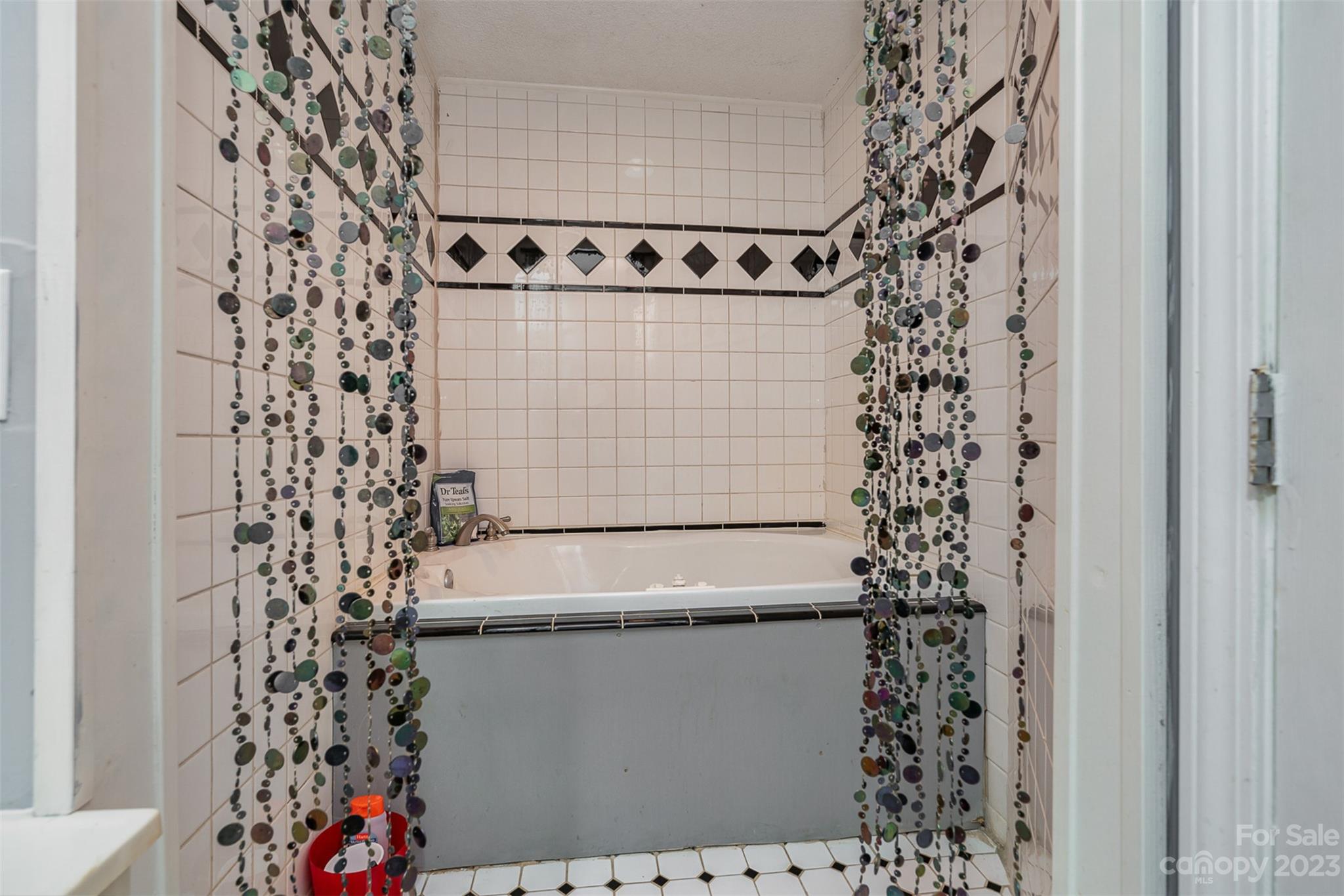 Shangri La - Residential