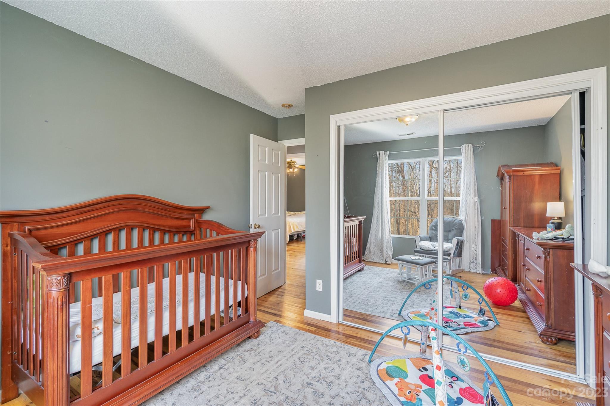 Shangri La - Residential