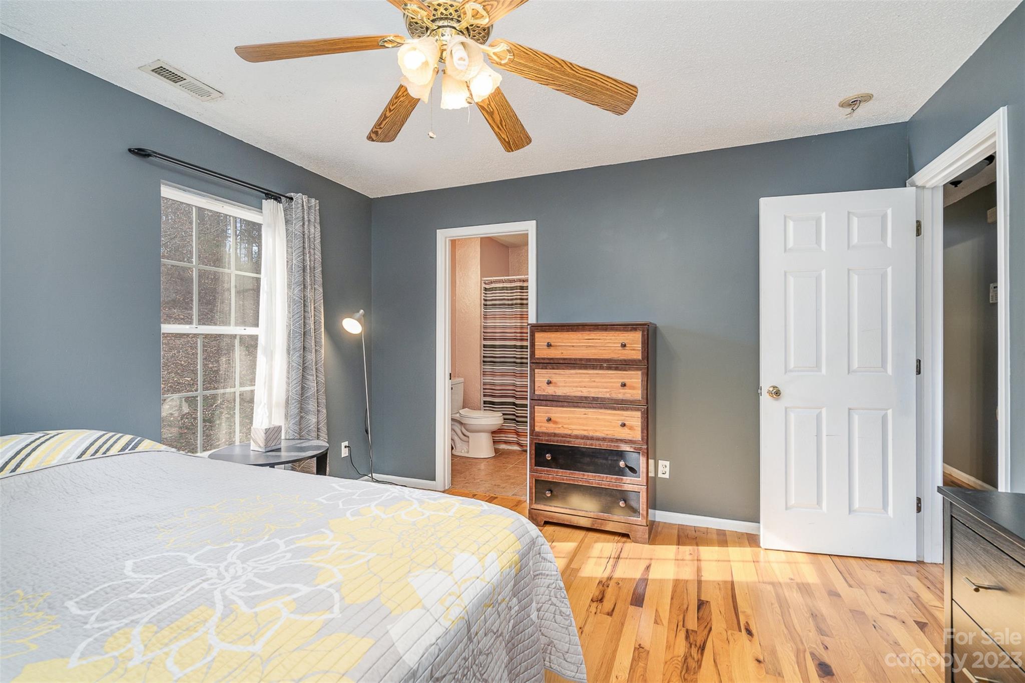 Shangri La - Residential