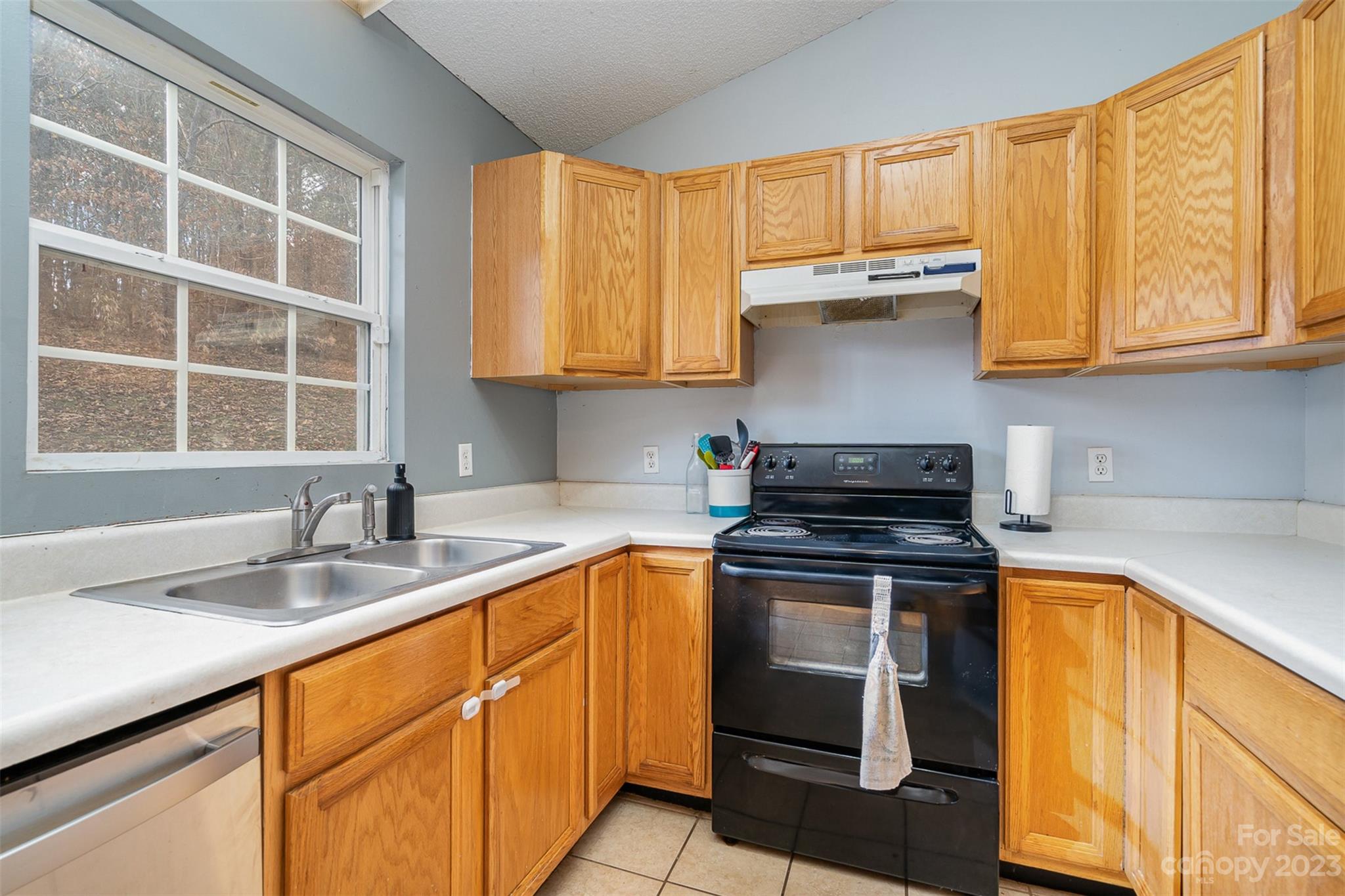 Shangri La - Residential