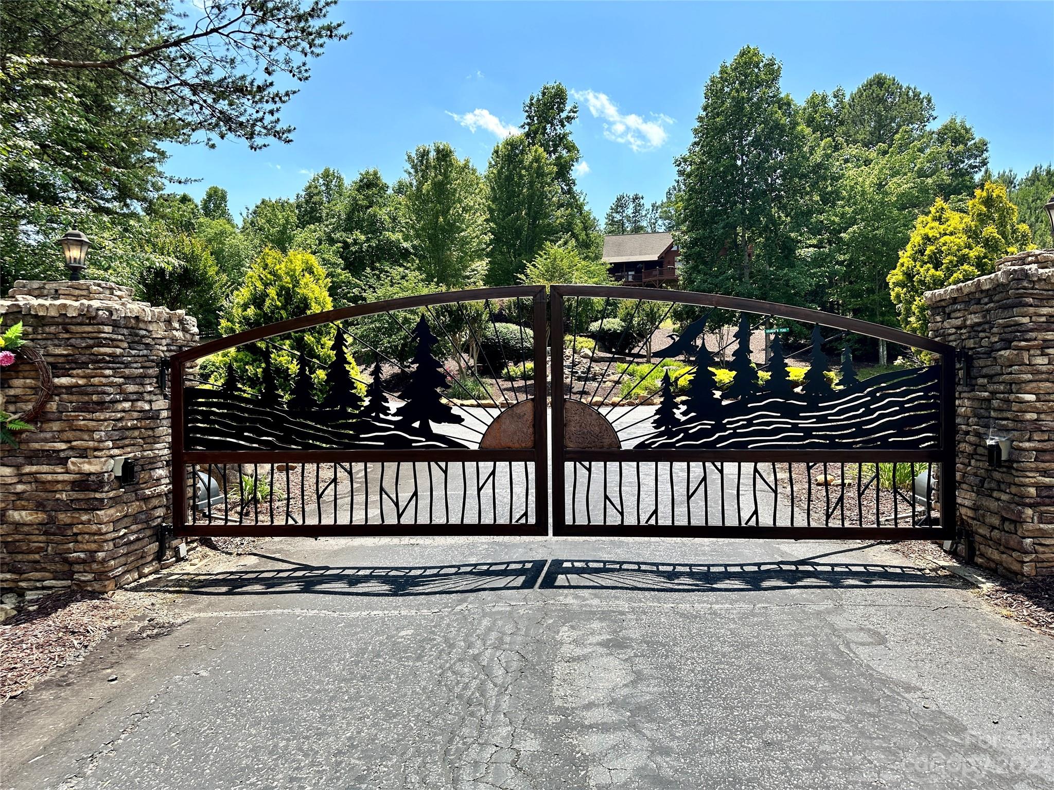 Grandview Peaks - Land