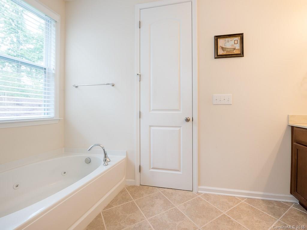 Shelly Woods - Residential