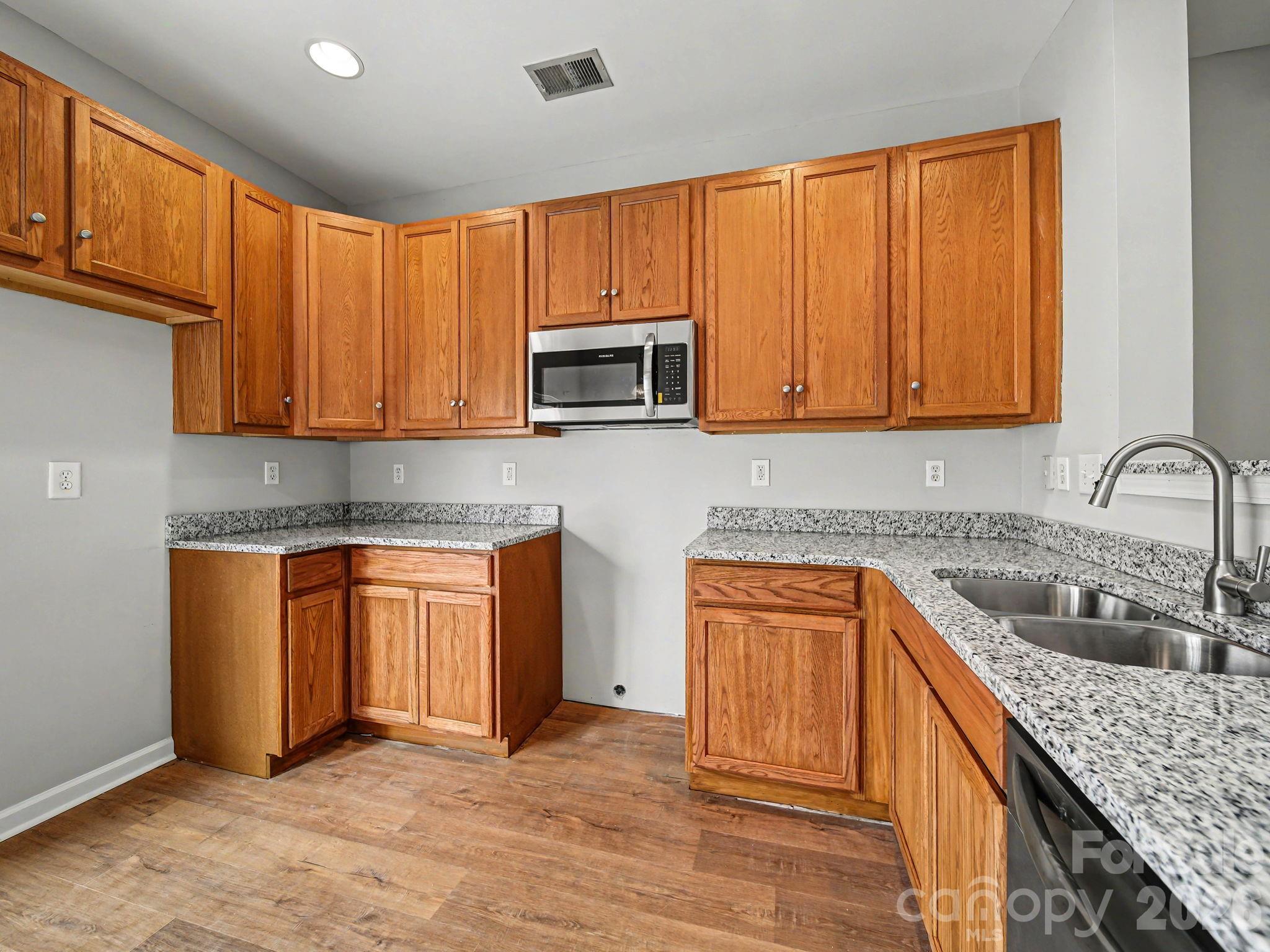 Cascades at River Crossing - Residential