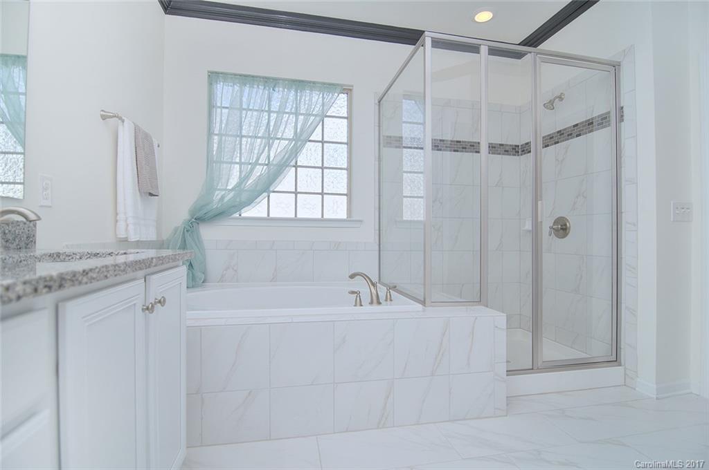 Hawks Creek - Residential