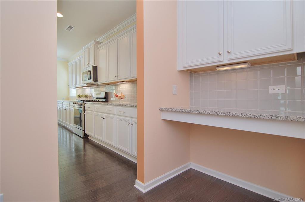 Hawks Creek - Residential