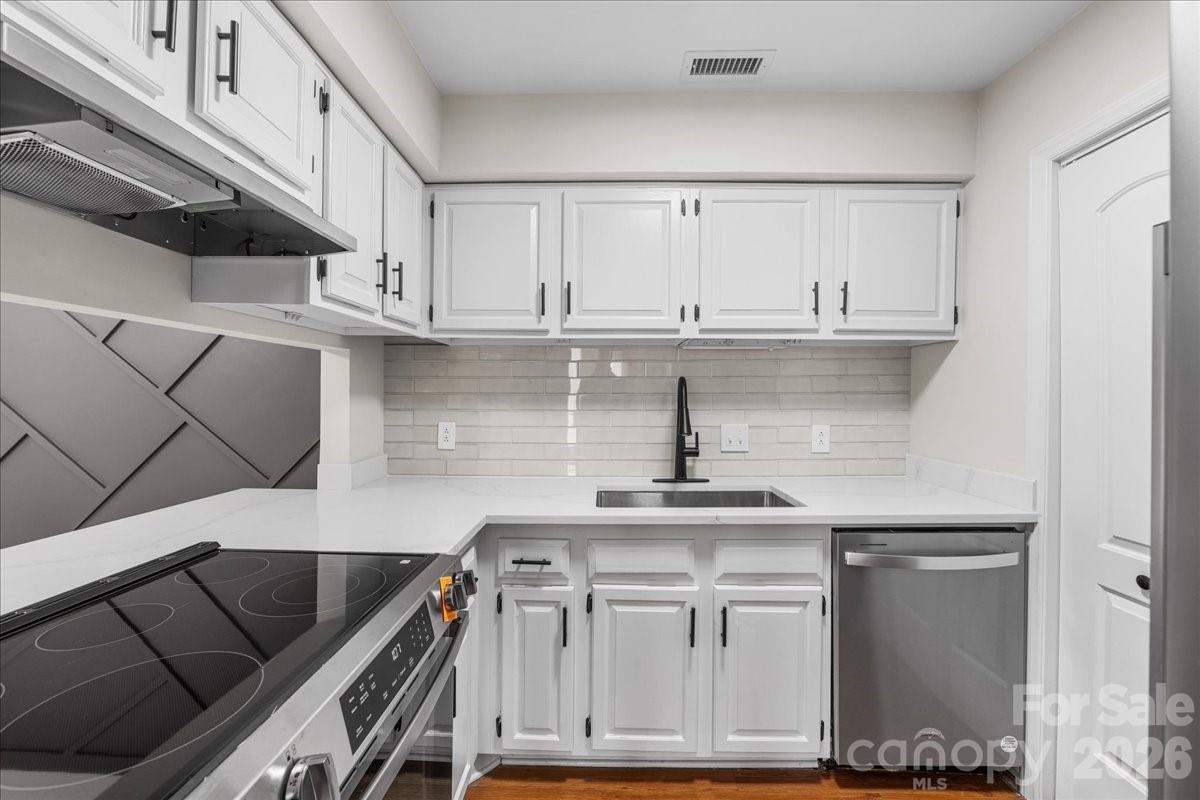 Sharon Place - Residential