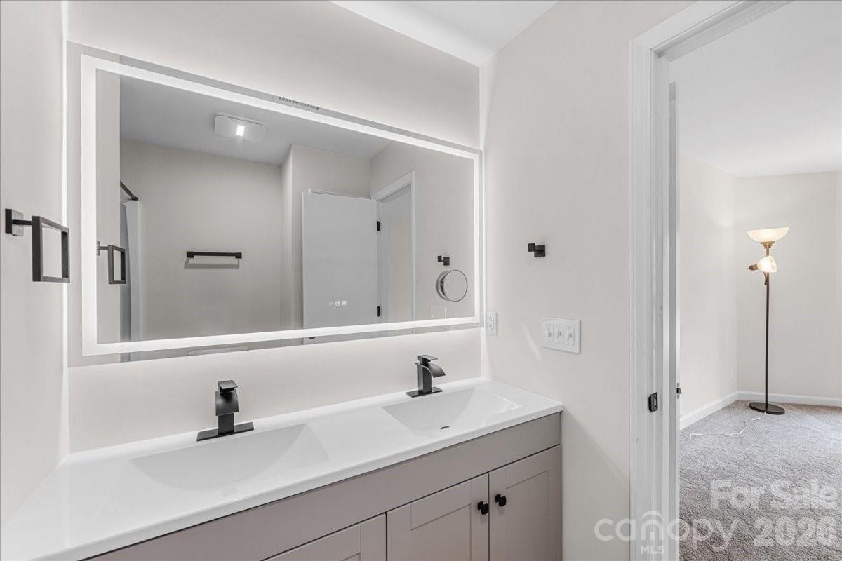 Sharon Place - Residential