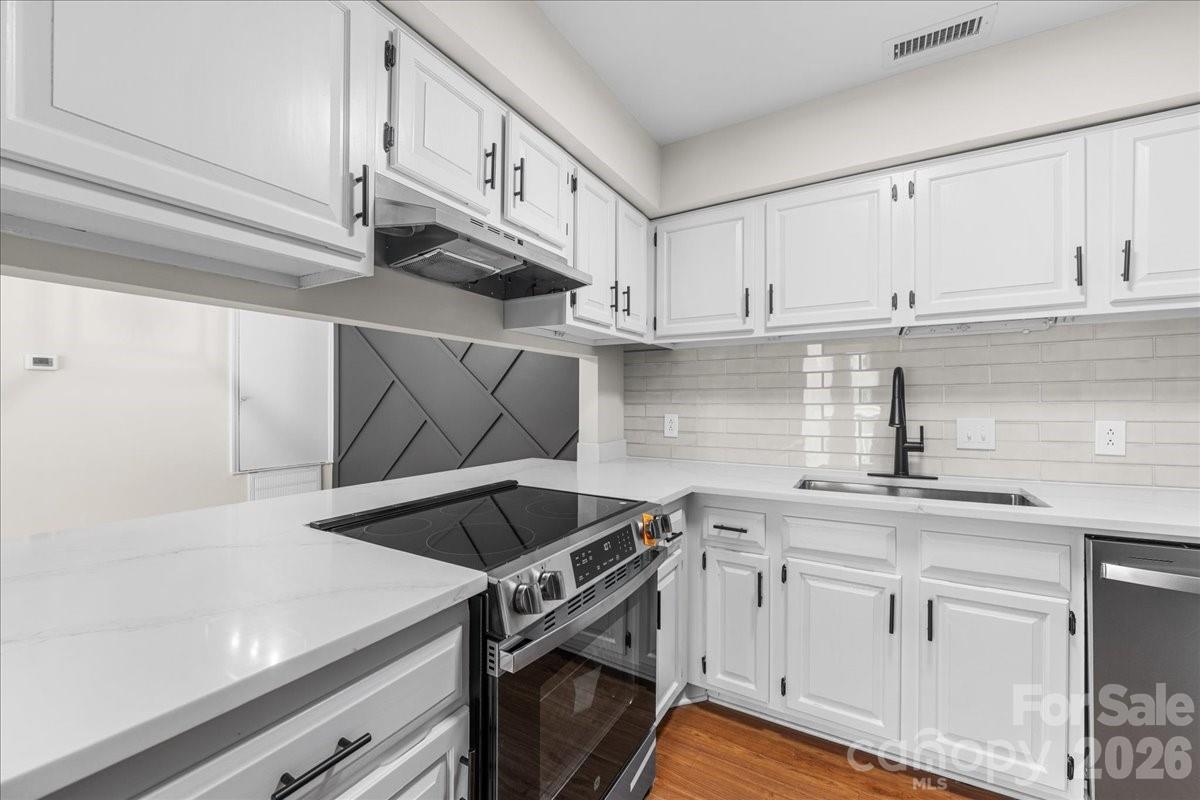 Sharon Place - Residential