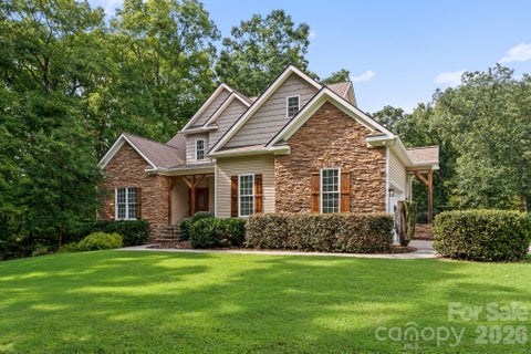 Photo of 3321 Lower Lake Road, Thomasville, NC 27360 (MLS # 4421402)