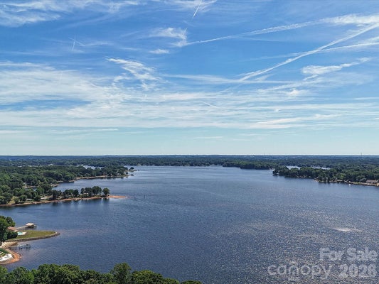 8793 PENINSULA DR, TERRELL, NC 28682 - Image 700e48a48b7dc3ffbf23a4eeb5462e00/3460416492