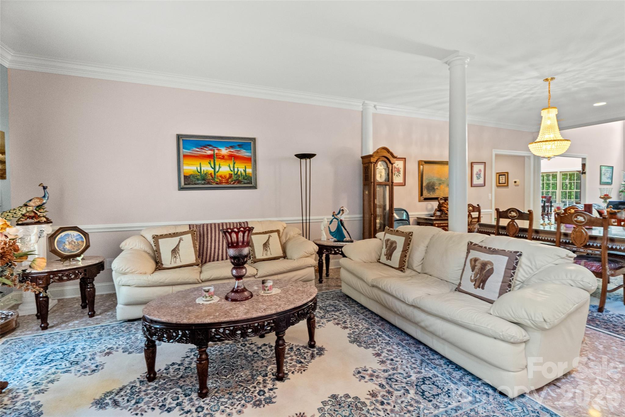 226 W Glenview Drive