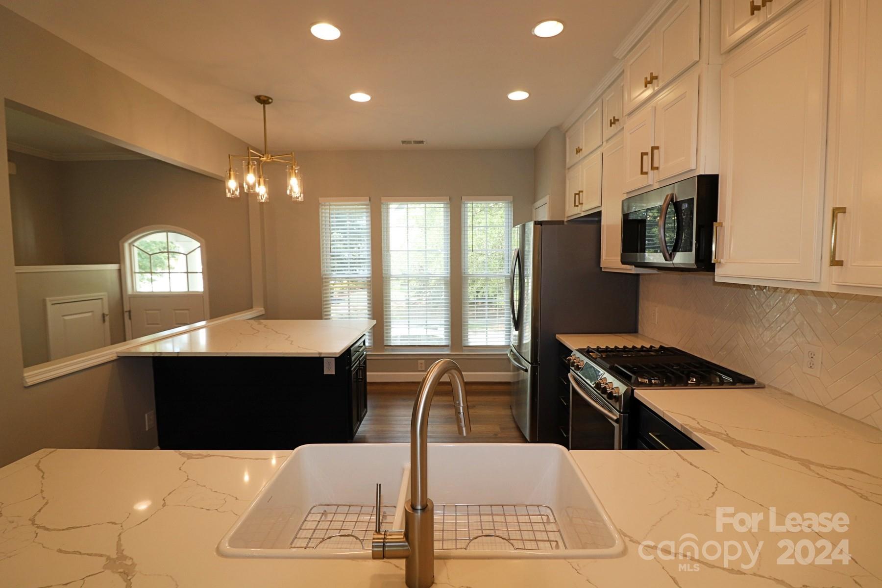 Baxter Village - Residential Lease