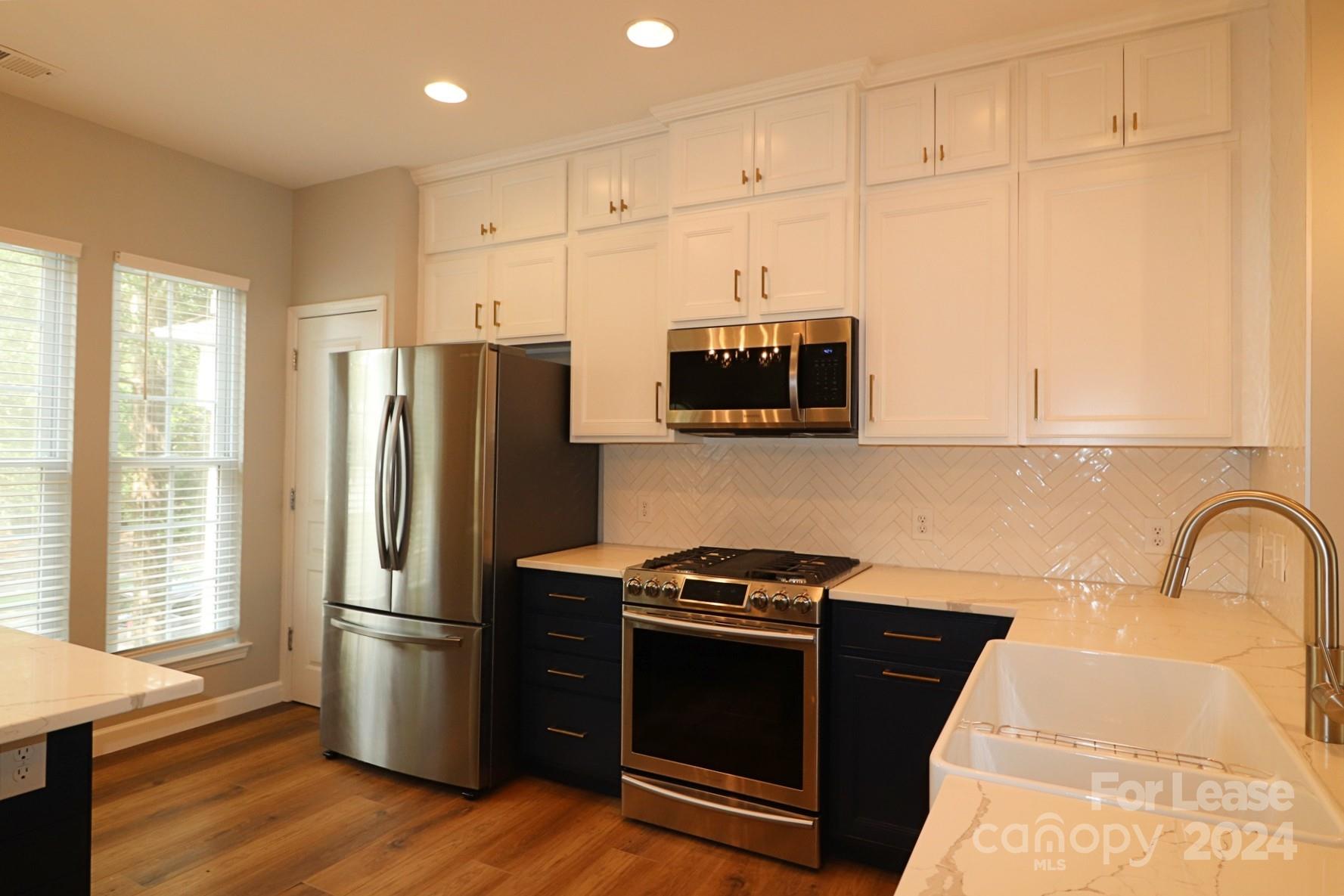 Baxter Village - Residential Lease