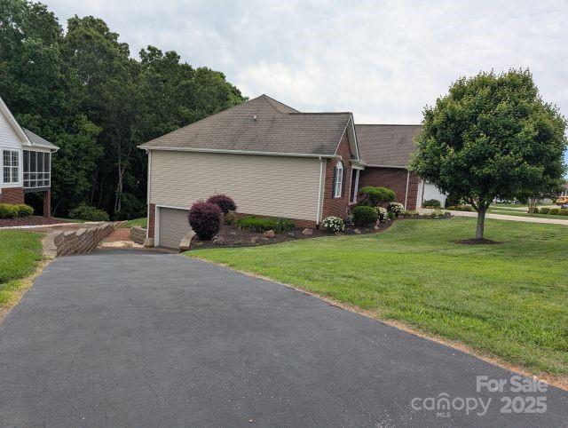 1764 Pipers Ridge Circle NW
