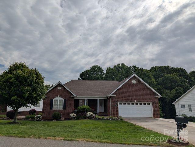 1764 Pipers Ridge Circle NW