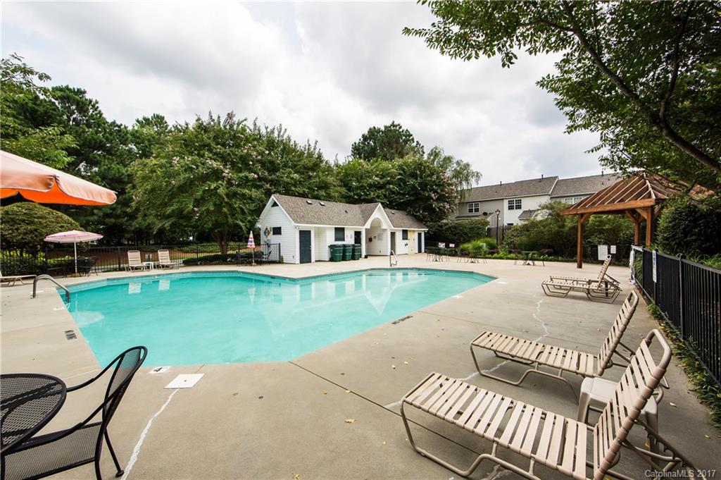 Maplecrest - Residential