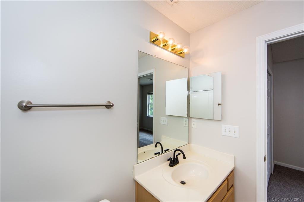 Maplecrest - Residential