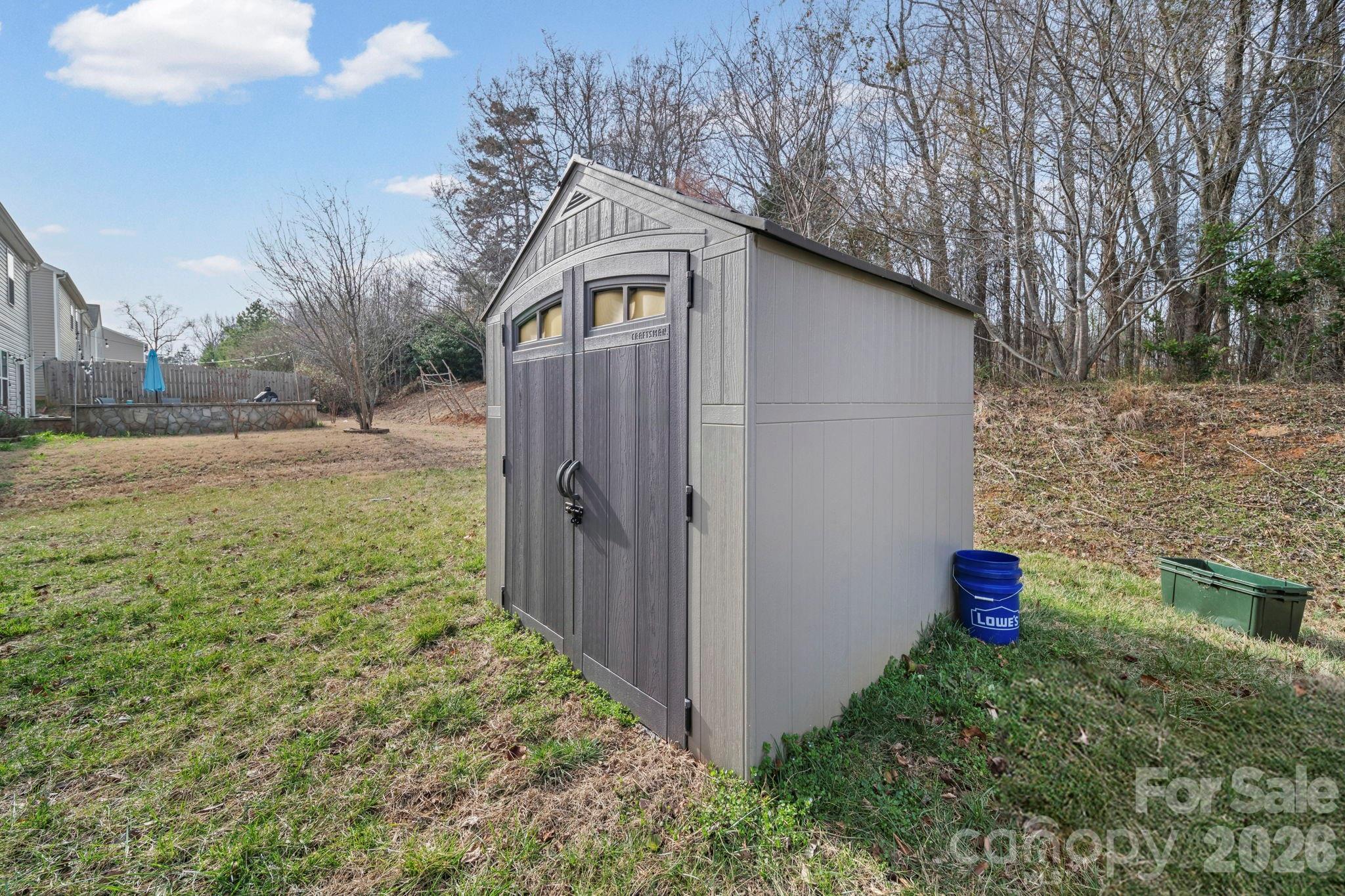 Davis Meadows - Residential