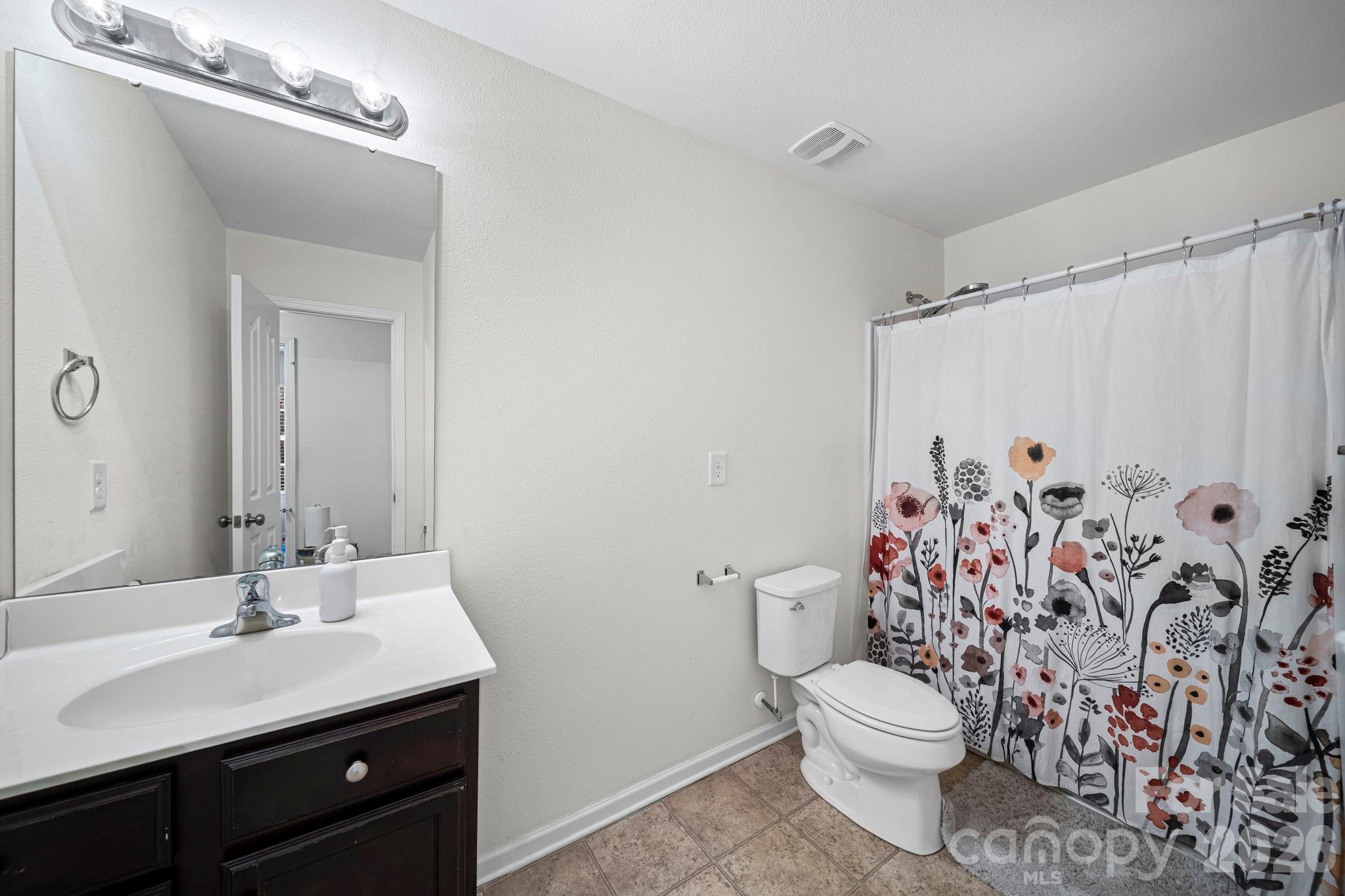 Davis Meadows - Residential