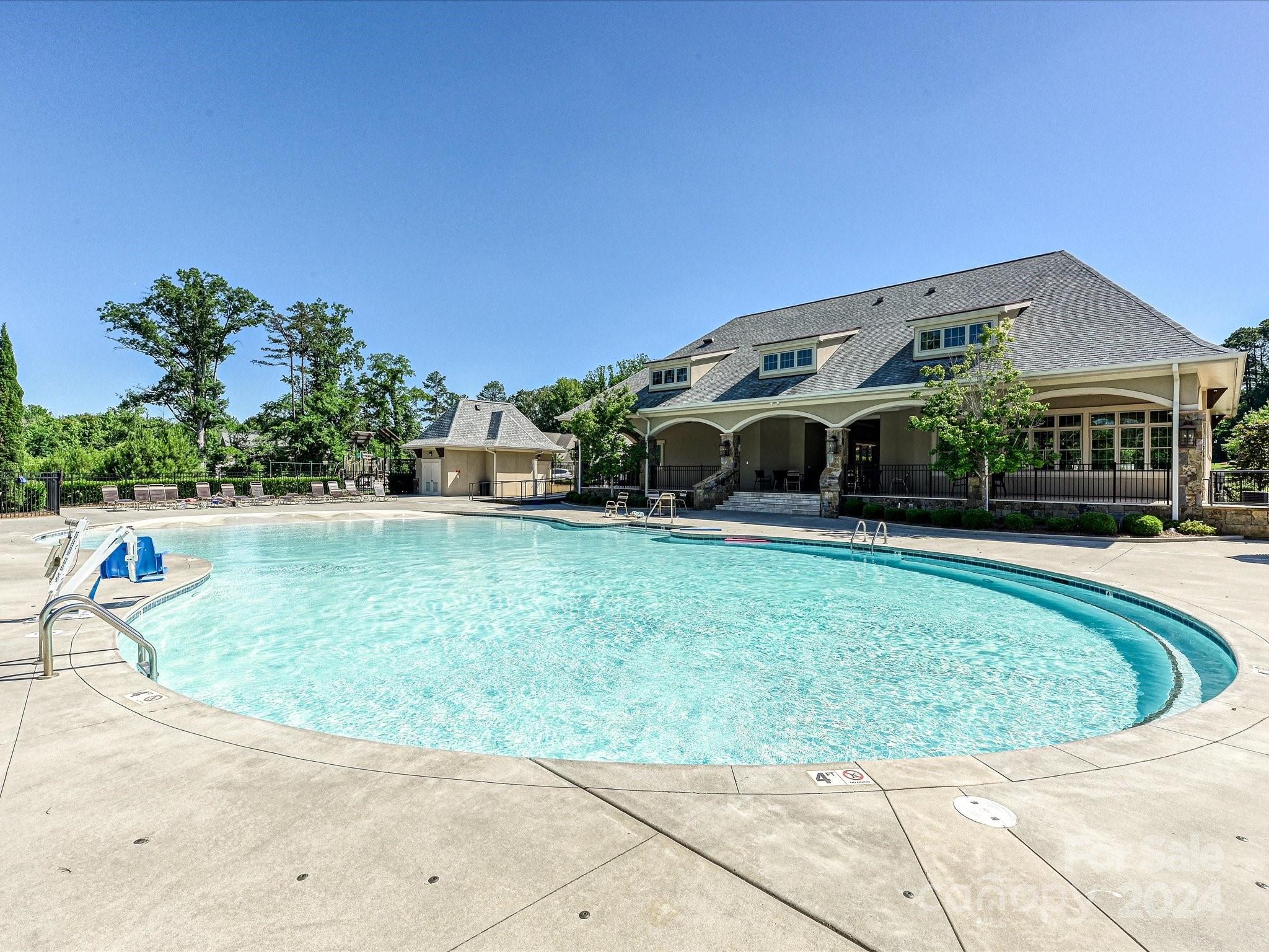 The Falls at Weddington - Residential