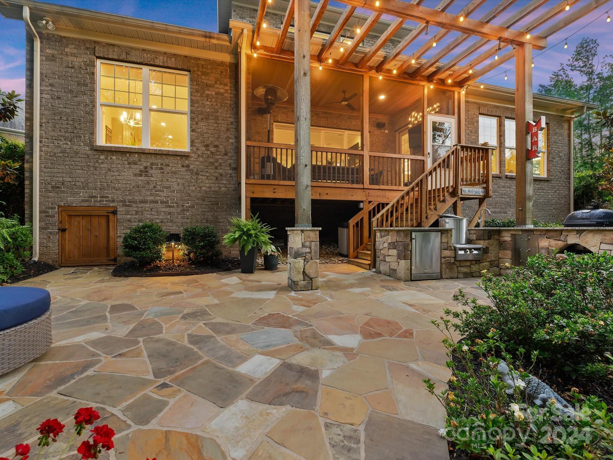 The Falls at Weddington - Residential