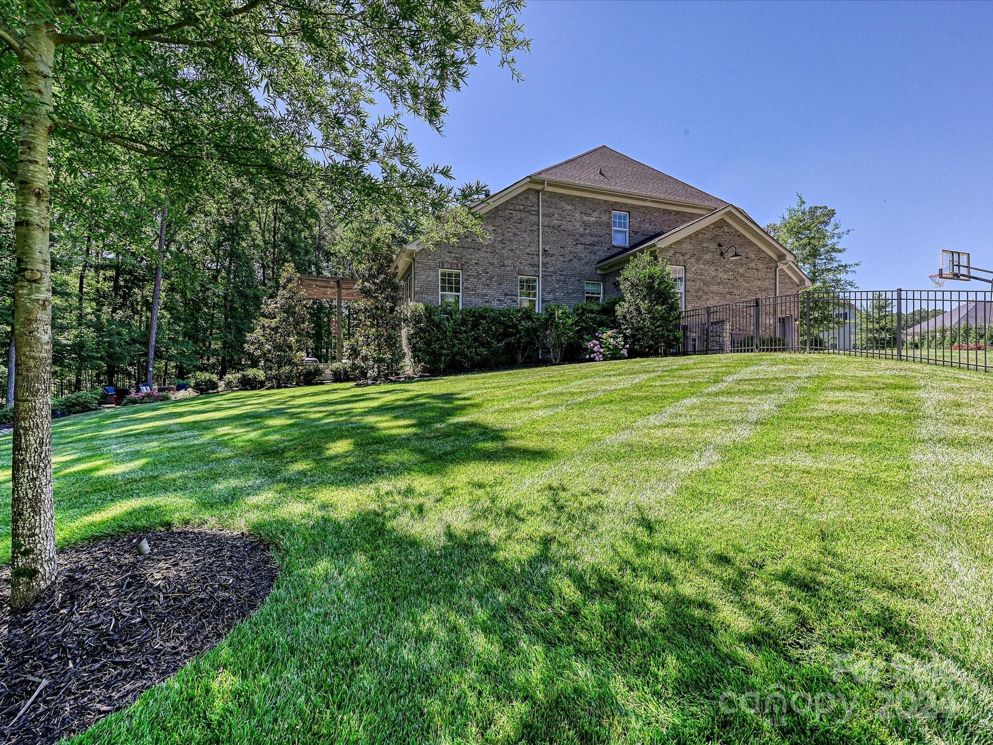 The Falls at Weddington - Residential