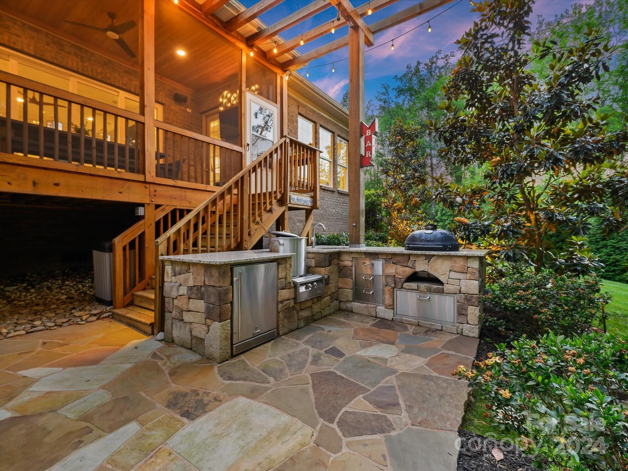 The Falls at Weddington - Residential