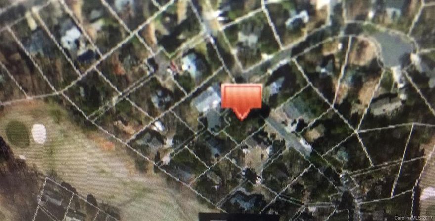 Build your dream home in desirable Tega Cay FLAT, LEVEL.. mature trees. Buyer may use their builder of choice. Tega Cay offers walking trails, golf course, waterfront parks, pool, clubhouse, community center and lots of recreational activities.