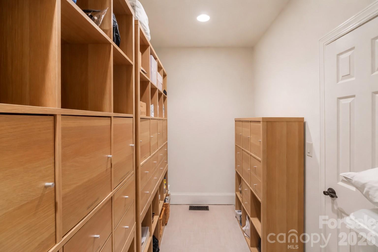 Bear Cliff - Residential