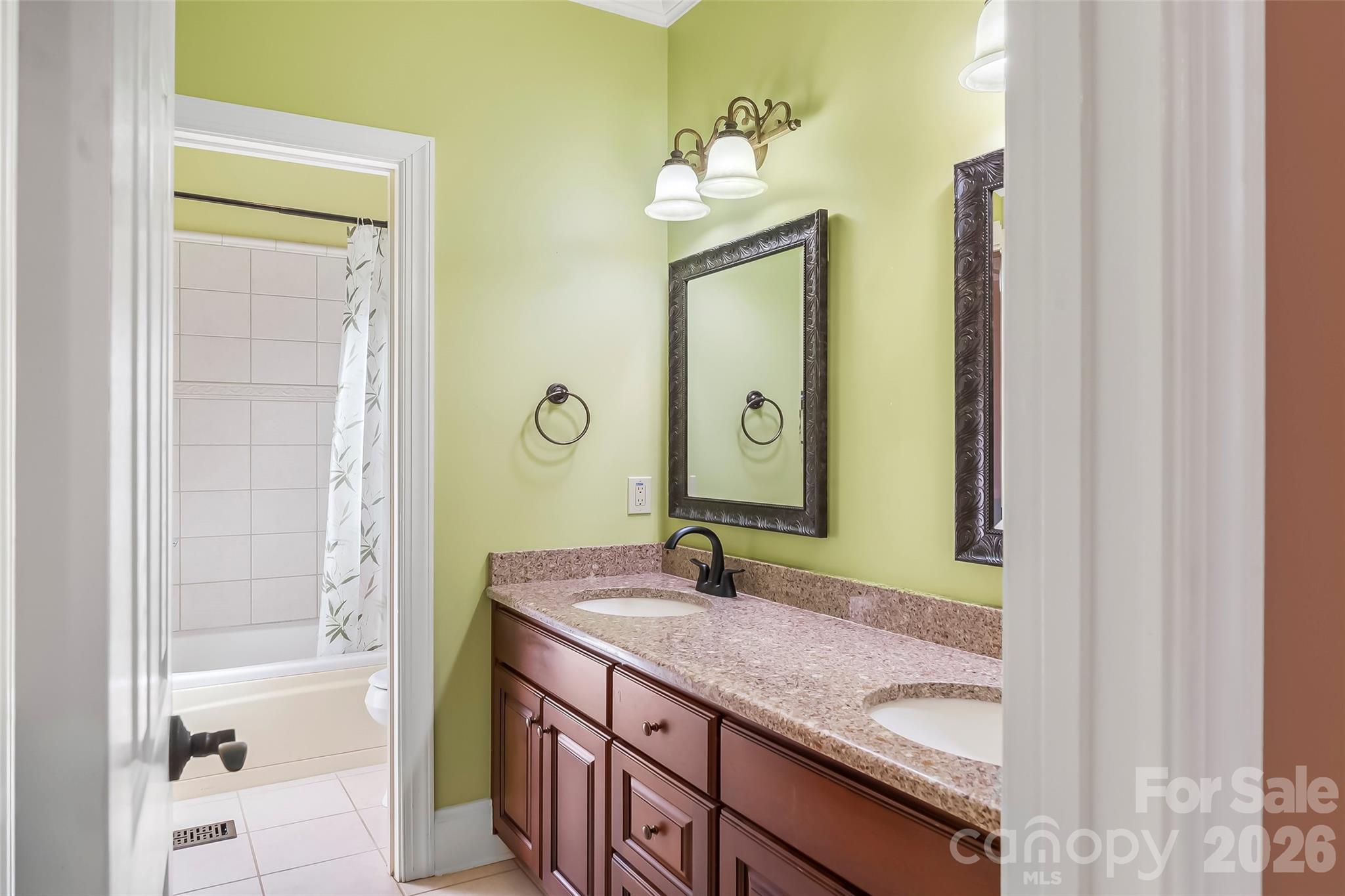 Bear Cliff - Residential