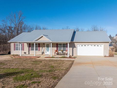 1486 Clear Creek Lane Newton NC 28658