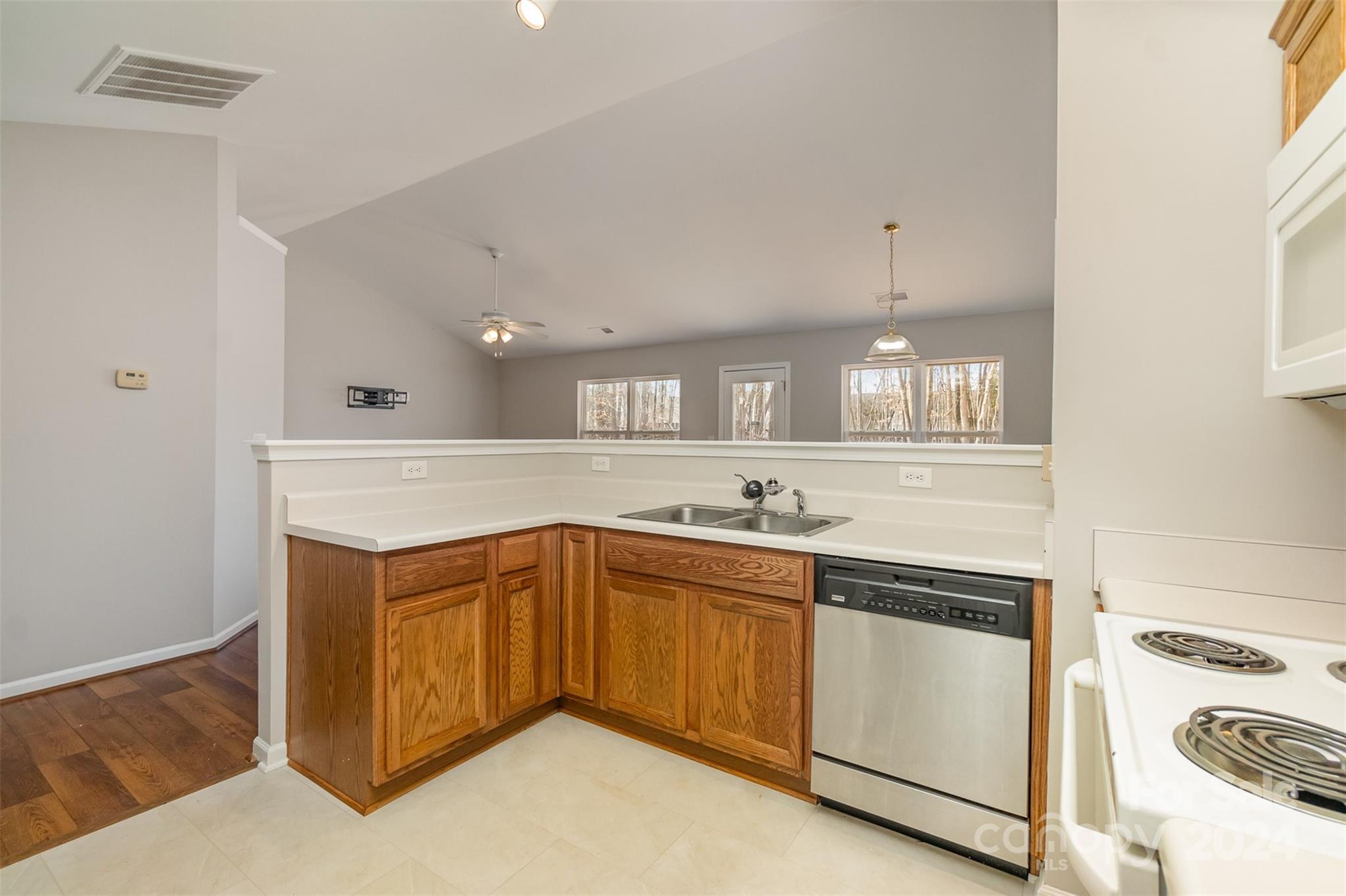 Jacobs Woods - Residential