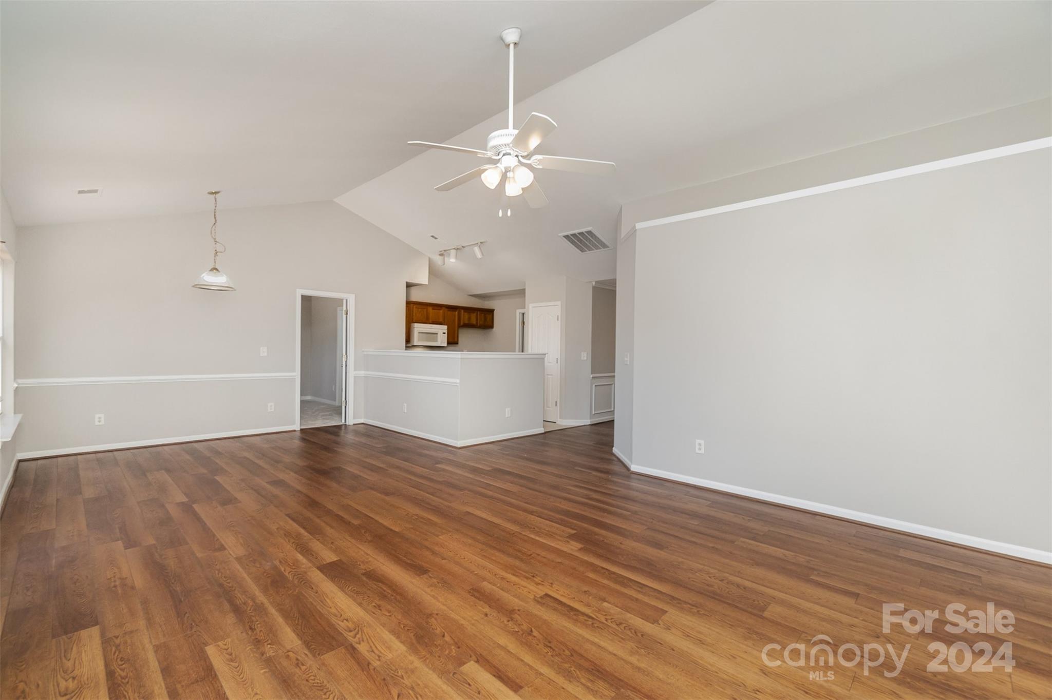 Jacobs Woods - Residential