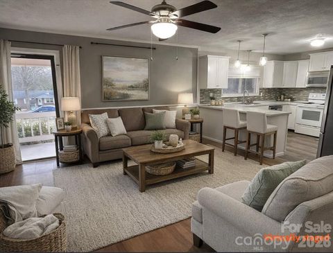 121 Randolph Road Dallas NC 28034