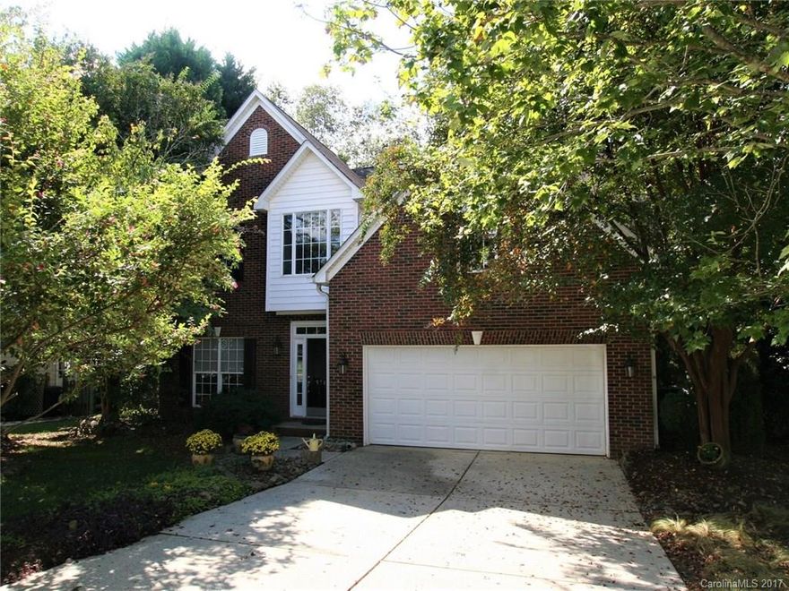 Gorgeous Golf Course Home! Magnificent yard - You must see this tranquil retreat!! Two patios and fully fenced. Views of 3 greens (2nd, 3rd and 5th). Granite kitchen, updated throughout most of home. Huge owners retreat w/separate sitting room. Bonus room could be a BR w/closet space available. Premire location in neighborhood. Don't miss this home! Pools, tennis, sports club w/fitness center. Close to all interstates and shopping/restaurants.