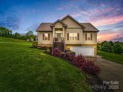 415 Beck Creek Circle Flat Rock NC 28731